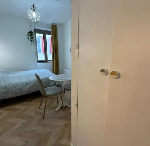 Cure Thermale - Proche Parking *